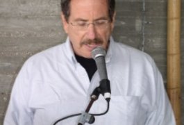 פינת המגדל – גם העגל לפעמים בדיאטה